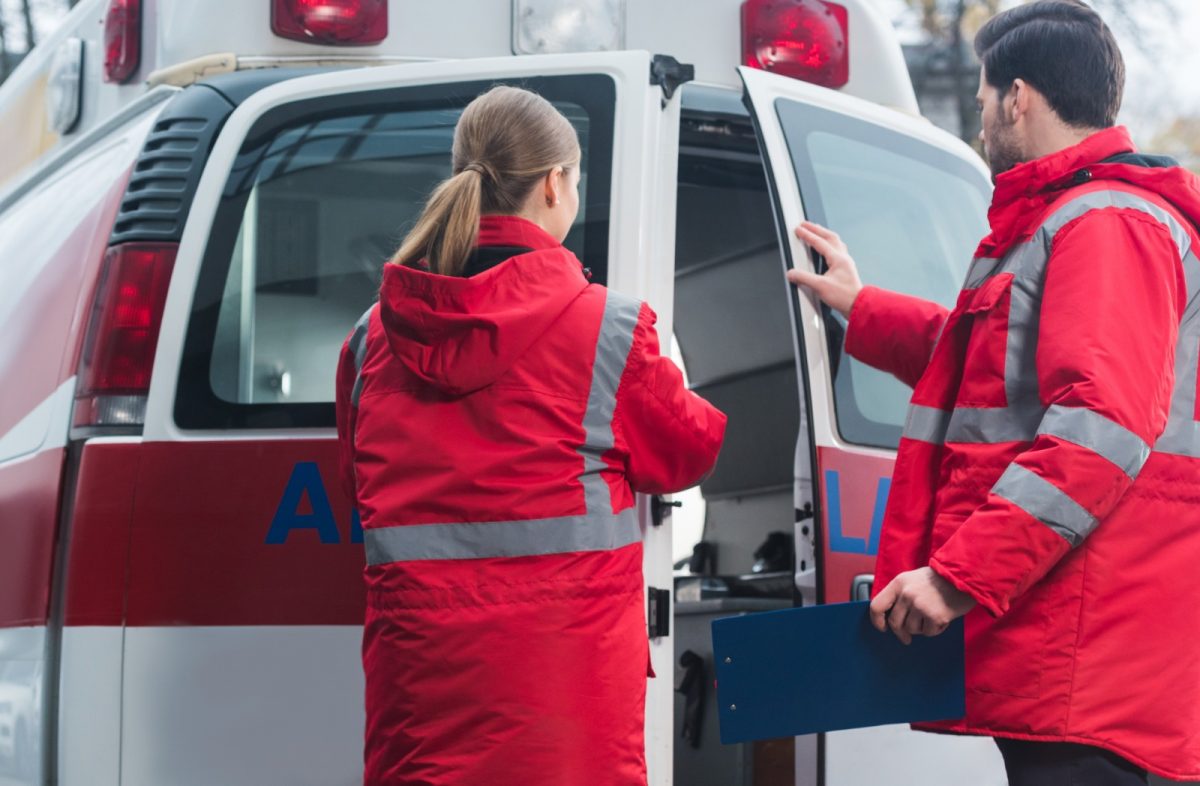 Asrın özel ambulans uzman kadrosu İstanbul ve tüm ülkemizde hizmetinizde.